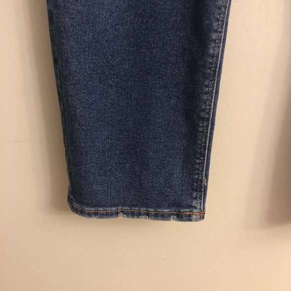 American Eagle AEO Mom Jean 14S Short Button Fly - Picture 4 of 8